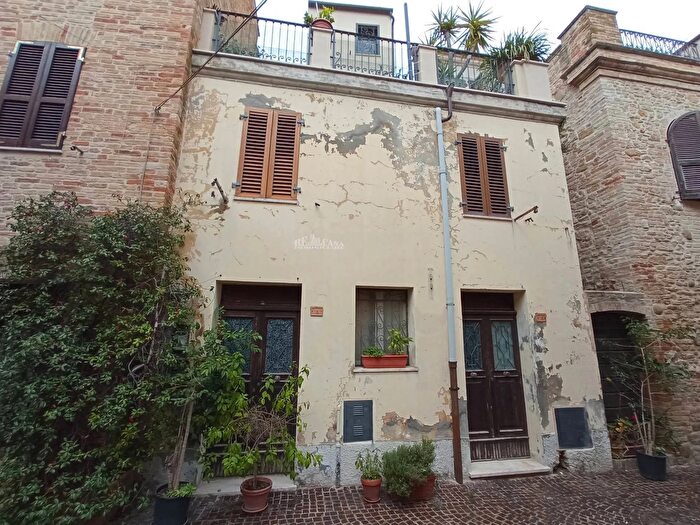 Casa trilocale in vendita in Acquaviva Picena