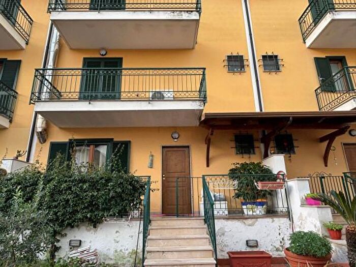 Casa con 5 locali in affitto in Corso Campano, Giugliano In Campania
