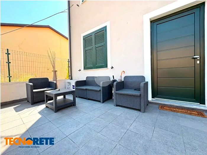 Casa quadrilocale in vendita in Via Sarzana, La Spezia