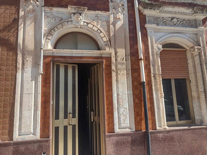 Casa con 5 locali in vendita in Canicattini Bagni