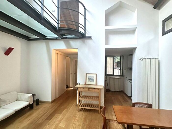 Appartamento trilocale in affitto in Via Francesco Brioschi, Pezzotti Meda, Milano