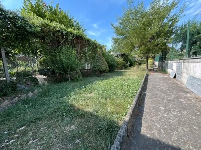 Casa trilocale in vendita in San Colombano Al Lambro