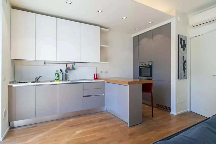 Appartamento monolocale in affitto in Via Guglielmo Röntgen, Milano