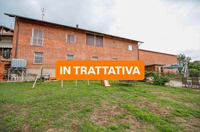 Casa trilocale in vendita in Via Berta, Montalenghe