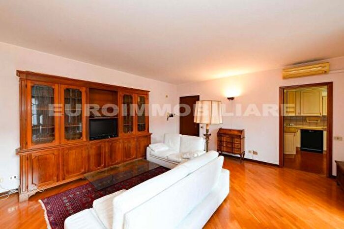 Appartamento quadrilocale in vendita in Via Baitelli, Brescia