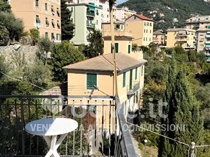 Appartamento trilocale in vendita in Via Susanna Fontanarossa, Genova