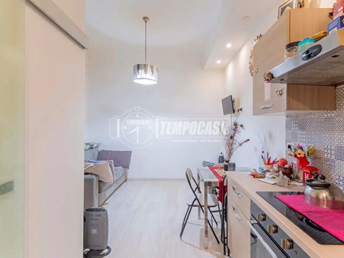 Appartamento monolocale in vendita in Via Enrico Cialdini, Milano