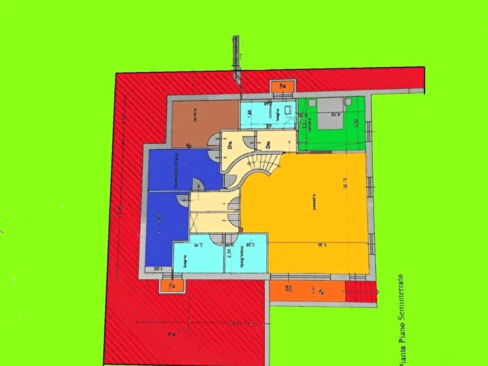 Casa con 15 locali in vendita in Luni