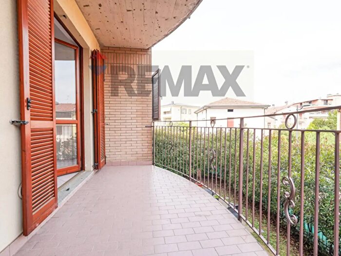 Appartamento trilocale in vendita in Via Leone XIII, Calusco DAdda
