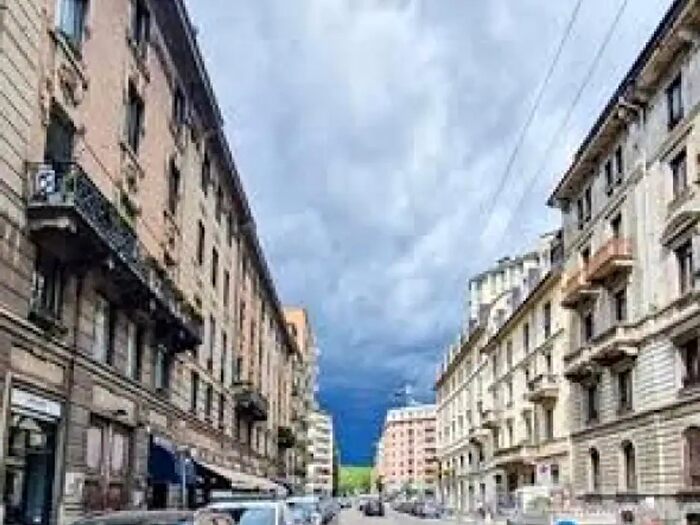 Appartamento trilocale in affitto in Via Carlo Pisacane, Milano