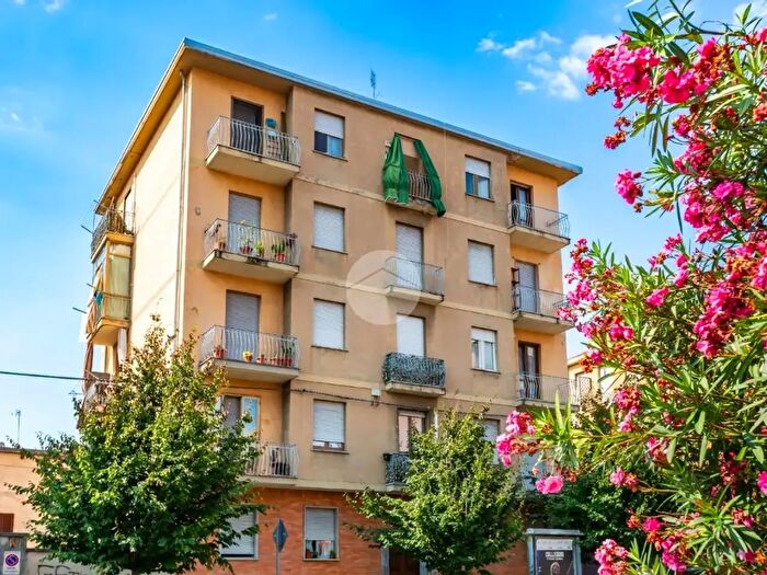 Appartamento trilocale in vendita in Via Sospello, Torino