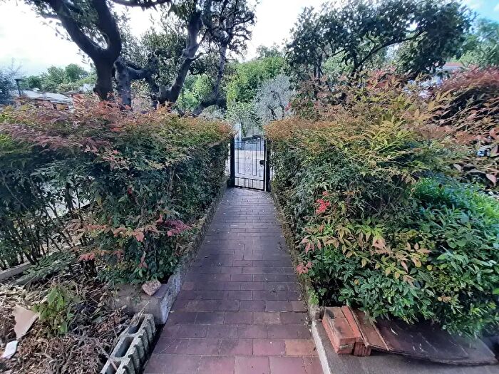 Appartamento quadrilocale in vendita in Via dei Gradoni, Salo