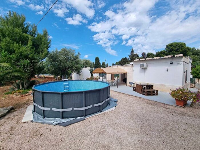 Casa quadrilocale in affitto in SP, Carovigno