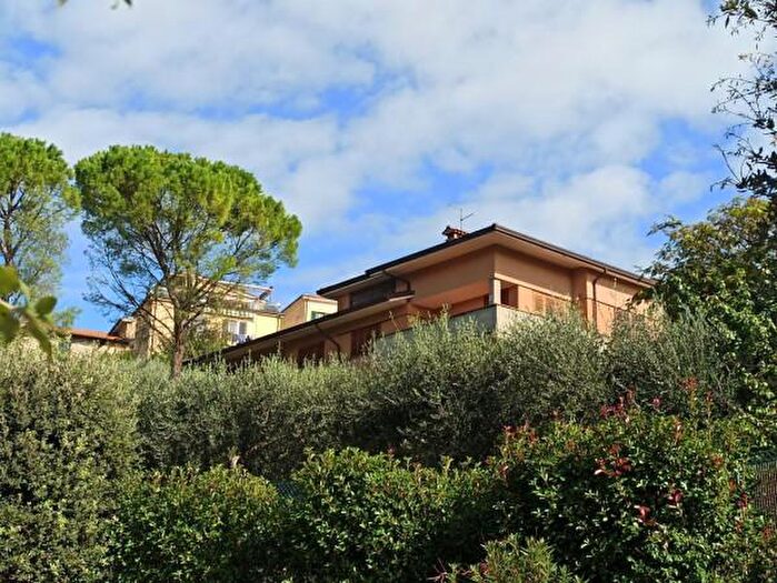 Casa con 6 locali in vendita in Via Roma, Castiglione Del Lago