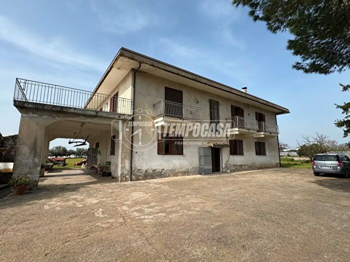 Casa in vendita in Strada Statale, Sparanise