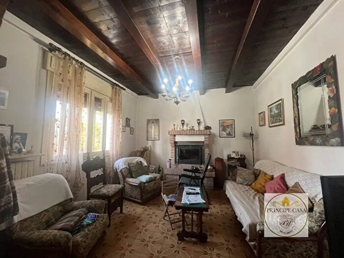 Casa con 5 locali in vendita in Via Botte, Megliadino San Vitale