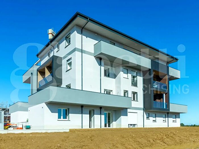 Appartamento con 5 locali in vendita in Via Margherita Hack, Valsamoggia