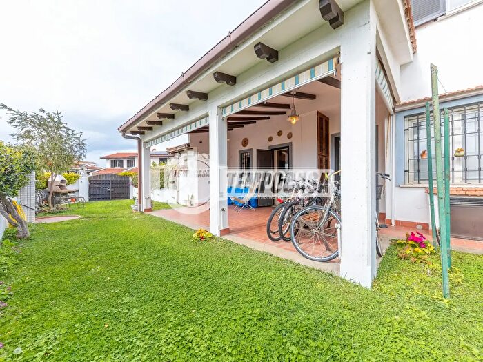 Casa trilocale in vendita in Via Monti Tatra, Cerveteri