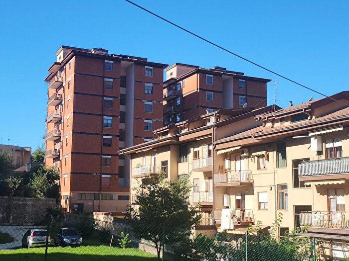 Appartamento con 5 locali in vendita in Largo Don Luigi Guanella, Ferentino