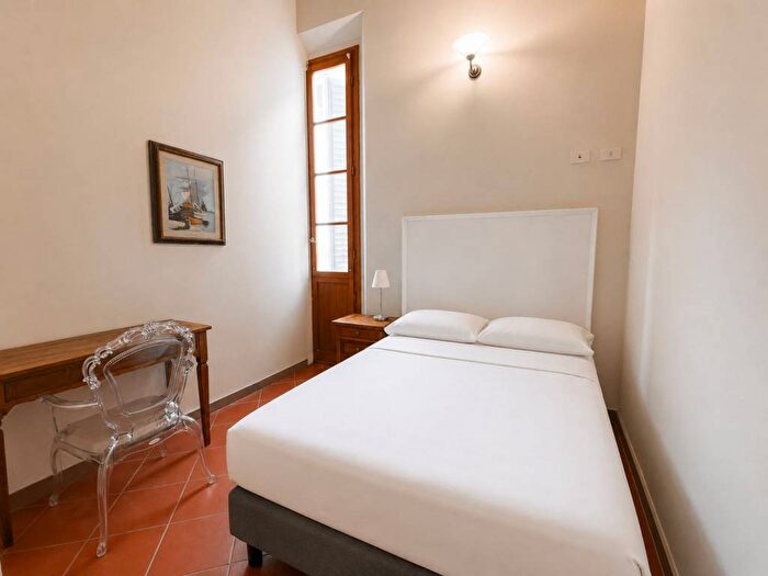Appartamento quadrilocale in affitto in Borgo Ognissanti, Borgo Ognissanti Il Prato, Firenze