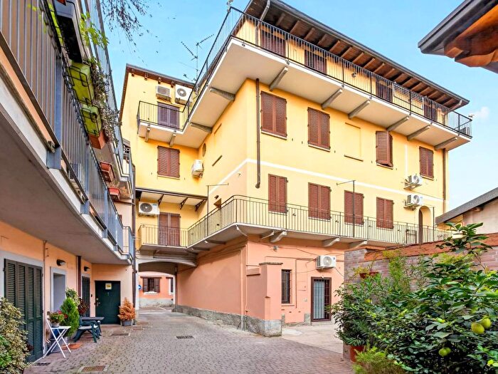Case in Vendita e in Affitto - 3