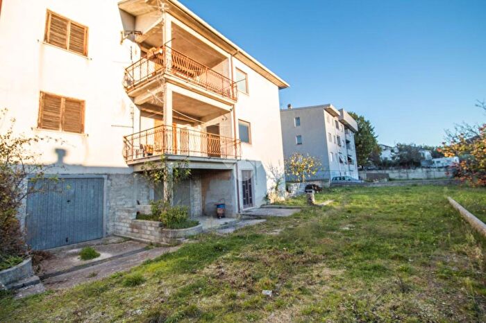 Appartamento bilocale in vendita in Via Monte Bianco, Cittaducale