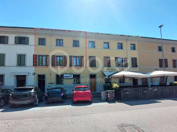 Casa con 6 locali in affitto in piazza I maggio, Centro Storico, Udine