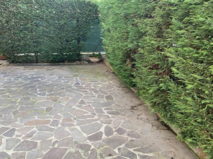 Appartamento con 5 locali in vendita in Viale Francesco Baracca, Riccione