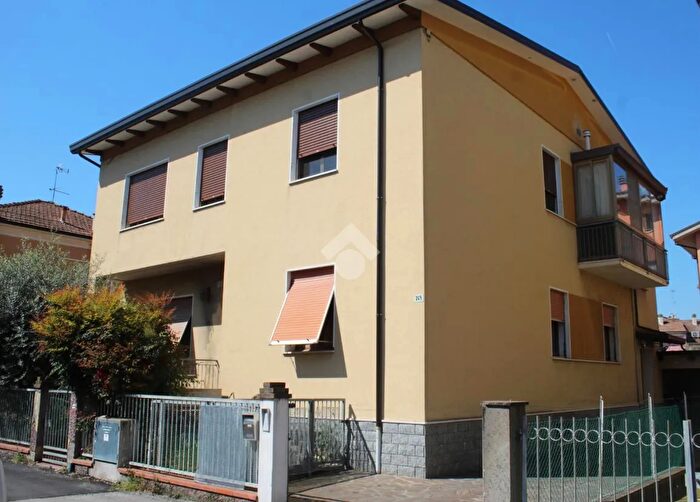 Casa con 5 locali in vendita in Via S Pier Damiani, Cesena