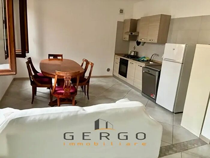 Casa quadrilocale in affitto in Via Decorati al Valore Civile, Padova