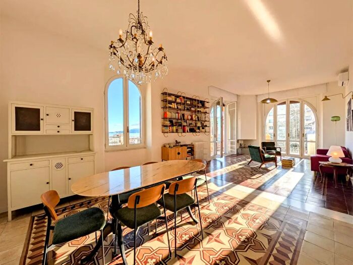 Appartamento con 7 locali in vendita in La Spezia