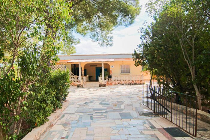 Casa con 8 locali in vendita in Contrada Mannara, Grottaglie