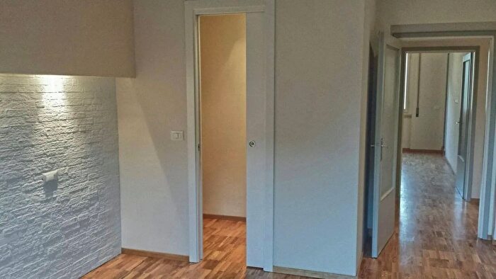 Appartamento con 5 locali in affitto in Firenze, Firenze