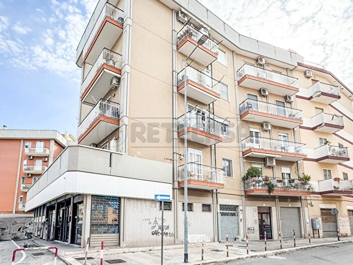 Appartamento trilocale in vendita in Via Vives, Bisceglie