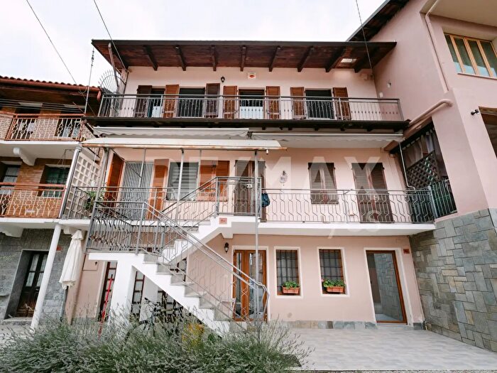 Appartamento con 5 locali in vendita in Via Belvedere, Baldissero Canavese