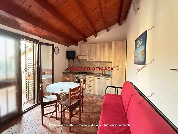 Appartamento bilocale in affitto in Via Caprera, Mazzaforno, Cefalù