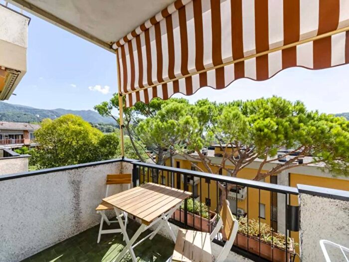 Appartamento bilocale in affitto in Viale Privato dei Lauri, Golf Castellino, Rapallo