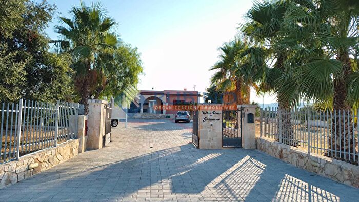 Casa con 5 locali in vendita in Contrada SantAngelo, Fasano