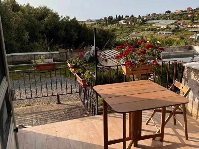 Appartamento monolocale in affitto in Strada San Lorenzo, Solaro, Sanremo