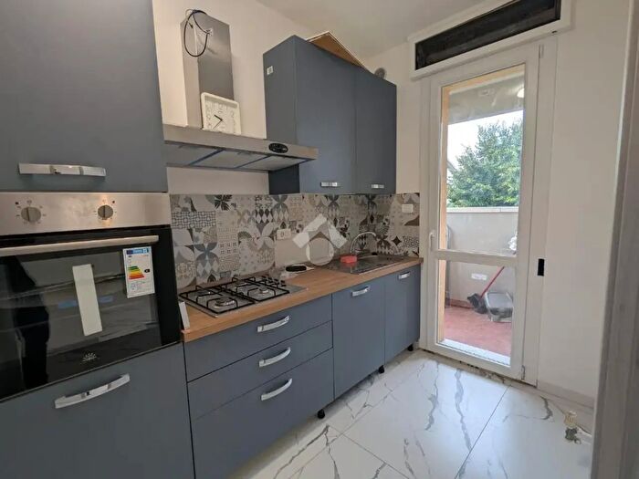 Appartamento quadrilocale in vendita in Via Michelangelo Bonarroti, Ravenna