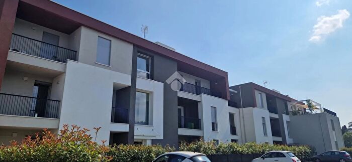 Appartamento quadrilocale in vendita in Via dei Cipressi, Sacile