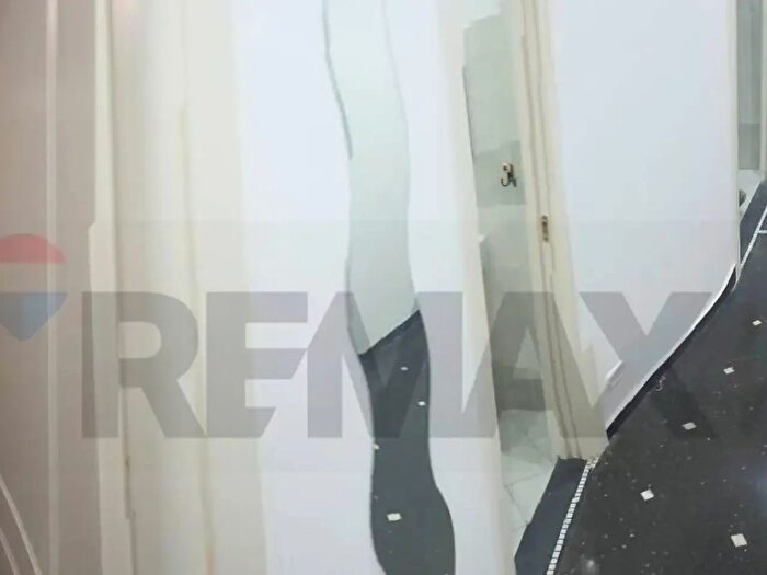 Appartamento con 6 locali in affitto in Corso Firenze, Genova