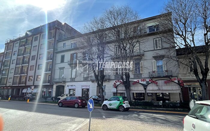 Appartamento quadrilocale in vendita in Corso Giovane Italia, Casale Monferrato