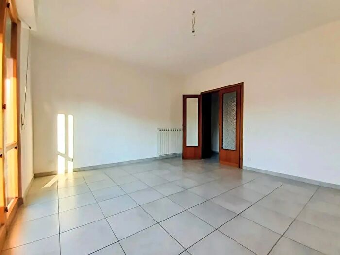 Appartamento con 5 locali in vendita in Pontedera