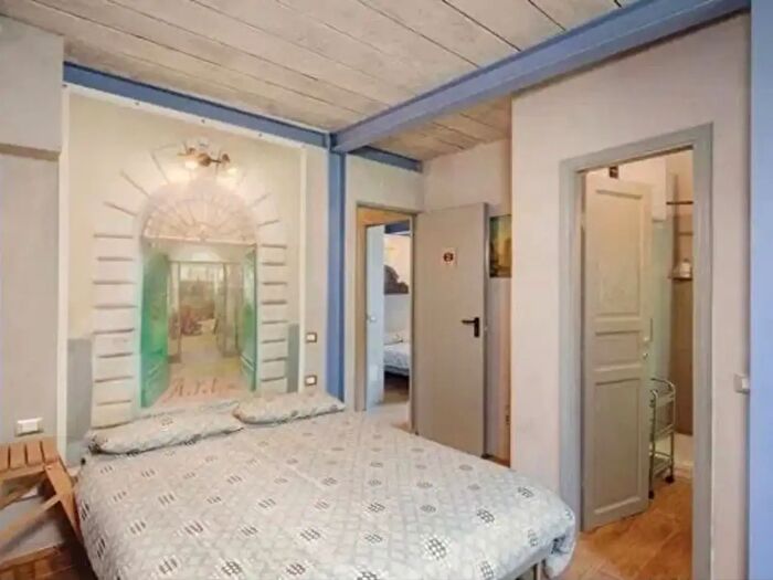 Casa con 8 locali in affitto in Fosdinovo