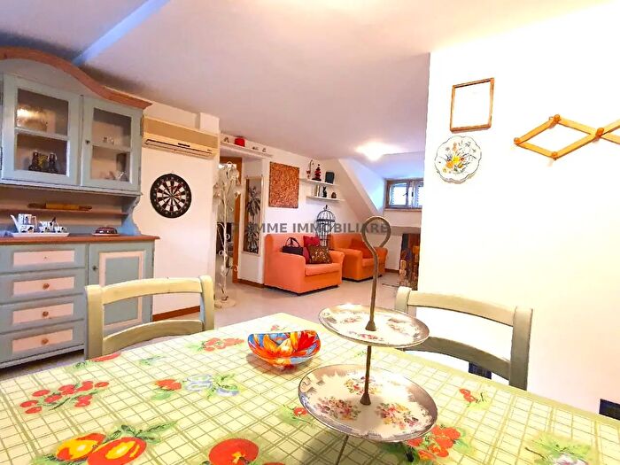 Casa quadrilocale in vendita in Via Salaria Inferiore, Ascoli Piceno