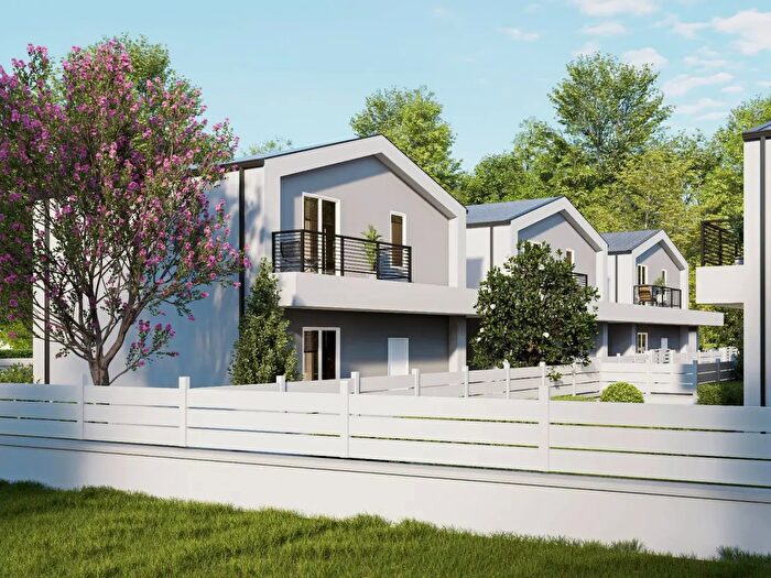 Casa con 5 locali in vendita in Via Giovannina, Cento