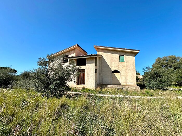 Casa trilocale in vendita in Terrasini Contrada Serra, Terrasini