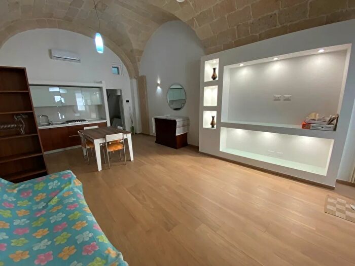 Appartamento quadrilocale in vendita in Via Genova, Casamassima