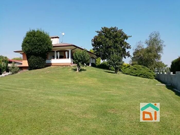 Casa con 6 locali in vendita in Via Villa, Bagnaria Arsa